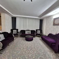 مبل نیمه سلطنتی همراه با شزلون