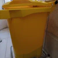 سطل آشغال بزرگ