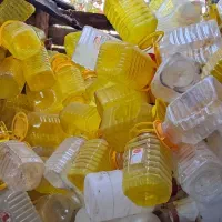 تعدادزیادی دبه وبطری سالم وتمیز|فروشگاه و مغازه|گیلوان, |دیوار