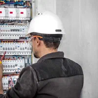 اجرای برق ساختمان و دوربین و دزدگیر اماکن