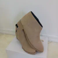 بوت|کیف، کفش، کمربند|فولادشهر, مسکن مهر فولادشهر|دیوار