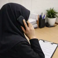 جذب منشی خانم پاسخگوی تلفن در استاد معین