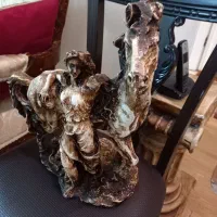 مجسمه تزینی اسب و بانو، بلندی  ۴۰ سانتی متر