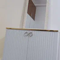 آینه کنسول دور طلایی پایه فلزی چهارطبقه