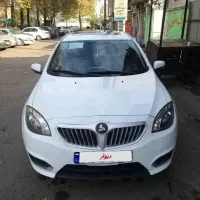 برلیانس۳۲۰