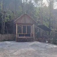 اجاره سوئیت روزانه همراه با آلاچیق چوبی