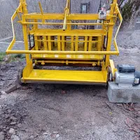 دستگاه بلوک زنی پنچ قالب