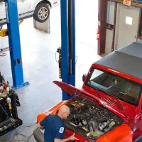 مکانیک سیار (چینی کره ای ایرانی)در محل