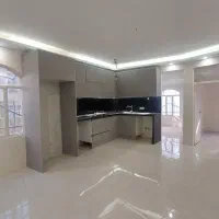 ۶۱ متری دو خوابه با پارکینگ فول بازسازی