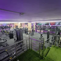 استخدام مربی خانم