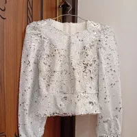 نیم تنه دامن|لباس|قم, سید معصوم|دیوار