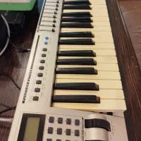 میدی کنترلر EVOLUTION 49