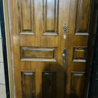 درب ورودی چوبی