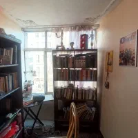 کتابخانه با کتاب های نایاب