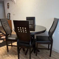 میز غذاخوری گرد چوبی چهار نفره