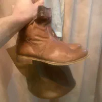 نیم بوت چرم ایتالیایی ۳۹ همراه با کیف ست