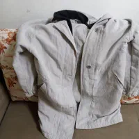 کت یا پالتو در حد نو بدون ایراد فقط بخاطر سایز