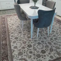 ناهار خوری ۴نفره ولی میز ۶نفره در حد نو