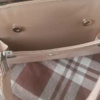 دو عدد کیف کرم نو و مشکی خارجی مارکدار بفروش میرسد|کیف، کفش، کمربند|تهران, ظفر|دیوار
