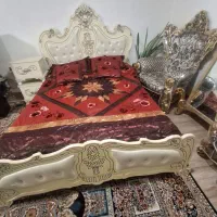 تخت دونفره همراه روتختی