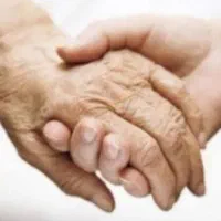 نیاز به چند نفر پرستار سالمند