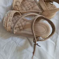 صندل دخترانه