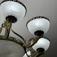 لوستر هشت شاخه و یک دیوارکوب و تک‌شاخه آشپزخانه‌ای|لوستر و چراغ آویز|شیراز, رازی|دیوار