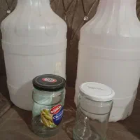 دبه و شیشه ترشی و رب
