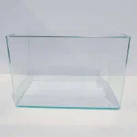 آکواریوم شیشه جلو خم در حد