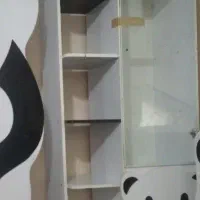 کمد اسباب بازی و کتاب