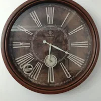 ساعت دیواری