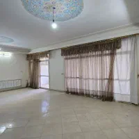 ۲۰۰ متر سه خواب طبقه اول کلا سه واحدی جنوبی|اجارهٔ آپارتمان|اصفهان, خواجه عمید|دیوار