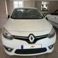 فروش استثنایی یک دستگاه رنو فلوئنس E4