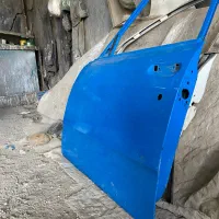درب سمت راننده نیسان