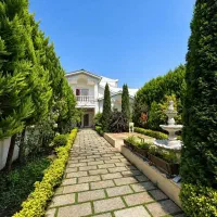 ویلا باغ ۳۰۰ متری ۳ خواب / سند تک برگ / تاپ لوکیشن