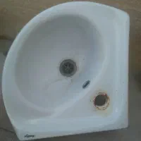 روشویی گوشه بدون پایه