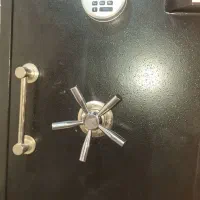 گاو صندوق ایران کاوه مدل ۵۵۰ مشکی بسیار سالم|ابزارآلات|لاهیجان, جمهوری|دیوار