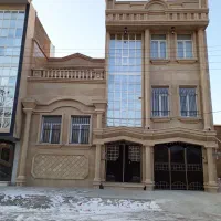 شاگرد وردست سنگ کار