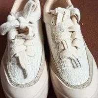 کتونی دخترونه سایز ۳۸،نو