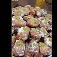 نون قندی.بژی.کیک یزدی.پای سیب.