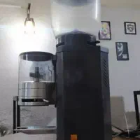 دو عدد آسیاب آنفیم anfim و la SCALA ایتالیا