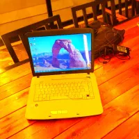 لپتاپ acer در حد