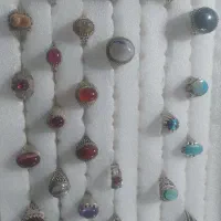 فروش انگشتر نقره با انواع نگینها