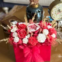 باکس گل شمعی ماندگار بدون پژمردگی