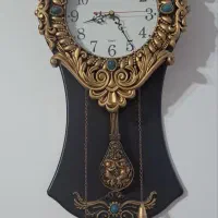 ساعت دیواری با پاندول