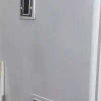 یخچال فریز تمیز و سالم