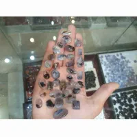 سنگ شجر و زمرد و یاقوت انواع سنگ موجود|جواهرات|شیراز, مسلم|دیوار