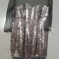 یک دست پیراهن مجلسی