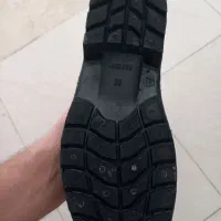 پوتین سربازی|کیف، کفش، کمربند|رشت, چمارسرا|دیوار