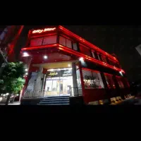 فروش-مغازه-20-متری-بر-خیابان-اصلی-طبقه-اول